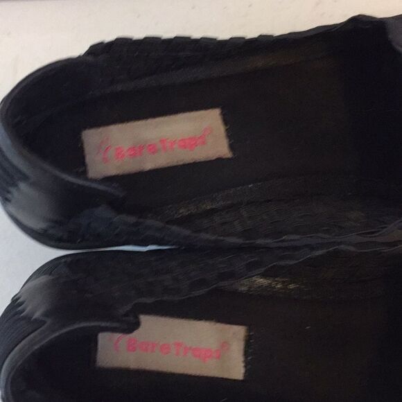 Baretrap black wedges size 11 mesh shoes heels - Picture 2 of 7